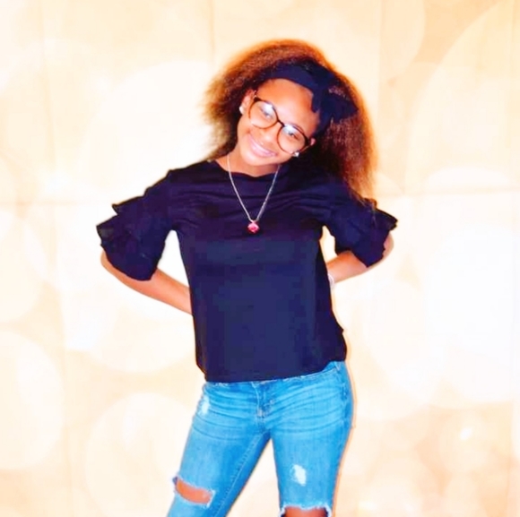 Meet your Posher, Ade'ya and Pam - Picture 2 of 3